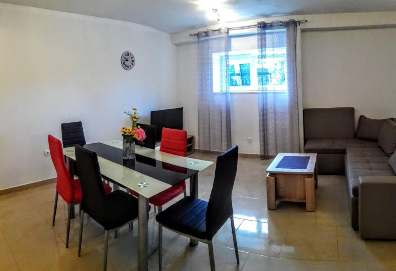Holiday Apartments Maslina Paho Babino Polje Exterior foto